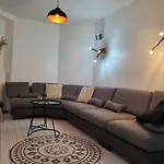 6 Bedrooms Apartment De Panne