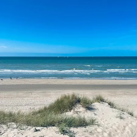 Apartment 6 Bedrooms *